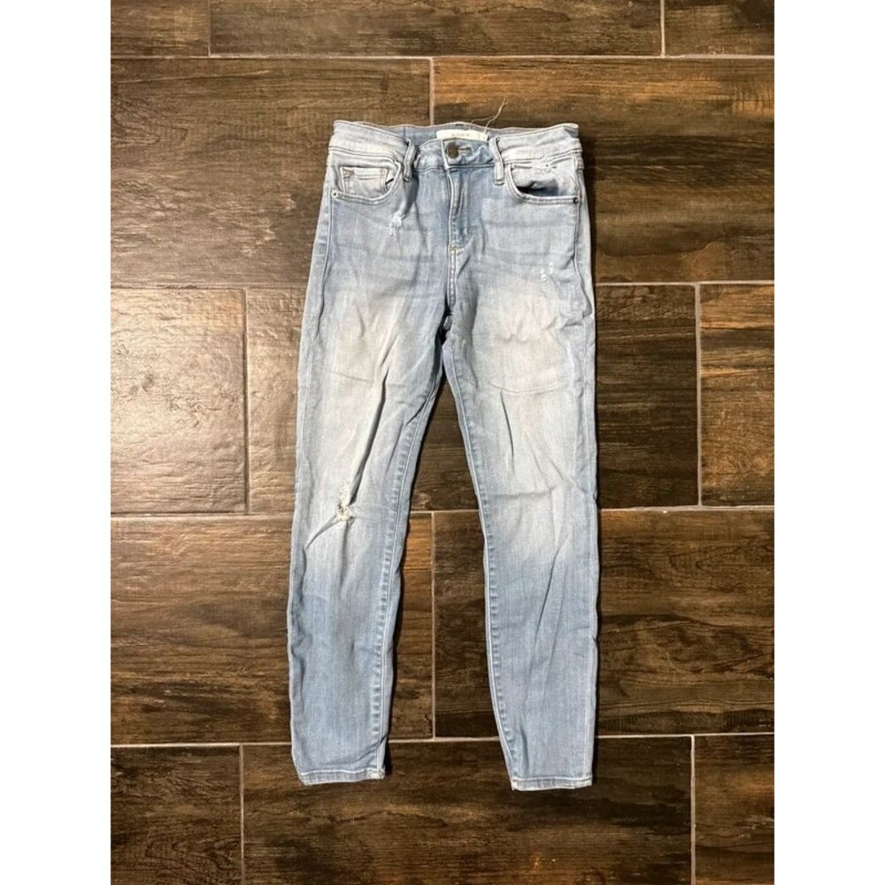 Boutique Hidden Light Wash Distressed Skinny Jeans